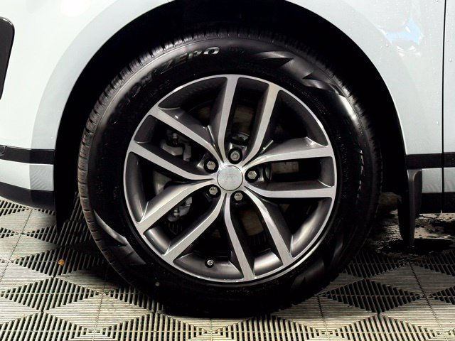 Used 2026 Land Rover Range Rover Evoque S AWD/4WD image 13