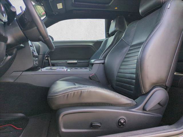 Used 2013 Dodge Challenger R/T RWD image 13