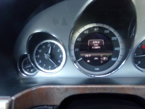 Used 2013 Mercedes-Benz E 350 BlueTEC Sedan image 41