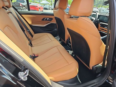 Used 2025 BMW 330i Sedan RWD image 15