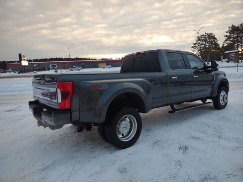 Used 2019 Ford F450 Platinum w/ Platinum Ultimate Package image 5