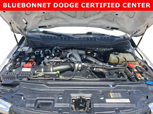 Used 2021 Ford F250 Lariat w/ Lariat Ultimate Package AWD/4WD image 24