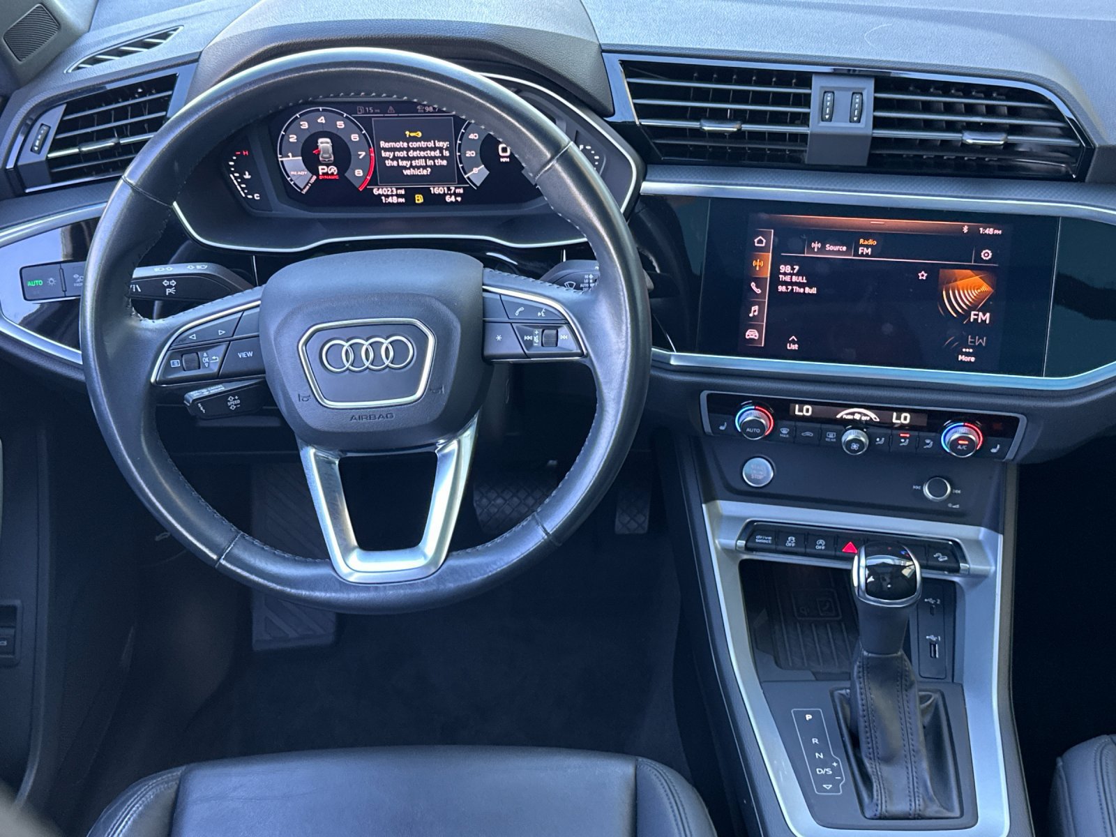 Used 2020 Audi Q3 2.0T Premium Plus w/ Premium Plus Package AWD/4WD image 14