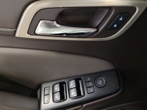 Used 2018 GMC Yukon XL Denali w/ Open Road Package image 28