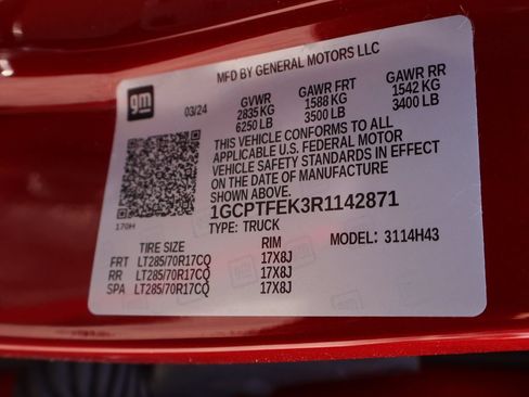 Certified 2024 Chevrolet Colorado ZR2 w/ Technology Package AWD/4WD image 46
