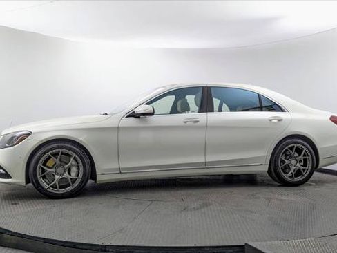 Used 2018 Mercedes-Benz S 560 4MATIC Sedan image 3