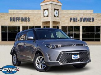 Certified 2025 Kia Soul LX video 1