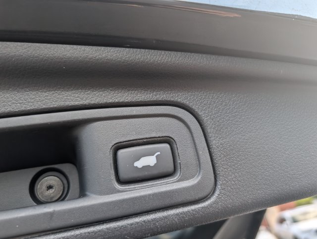 Used 2017 Honda Pilot Touring image 27