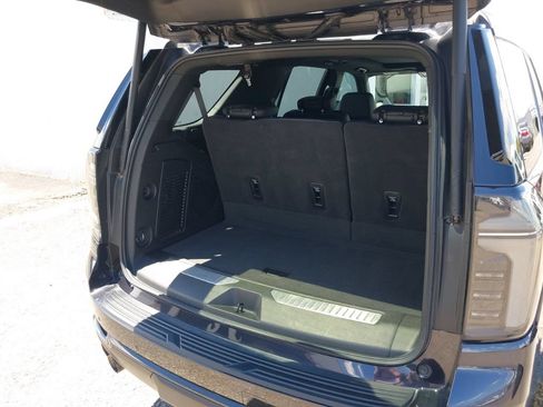 Used 2025 Chevrolet Tahoe Z71 w/ Z71 Off-Road Package AWD/4WD image 27
