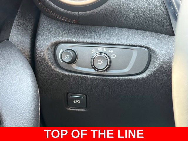 Used 2024 Chevrolet Blazer Premier FWD image 19