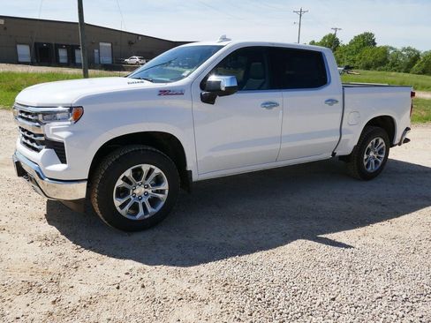 New 2026 Chevrolet Silverado 1500 LTZ w/ LTZ Premium Package AWD/4WD image 10