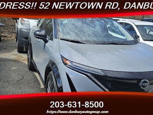 Used 2023 Nissan Ariya Engage image 2