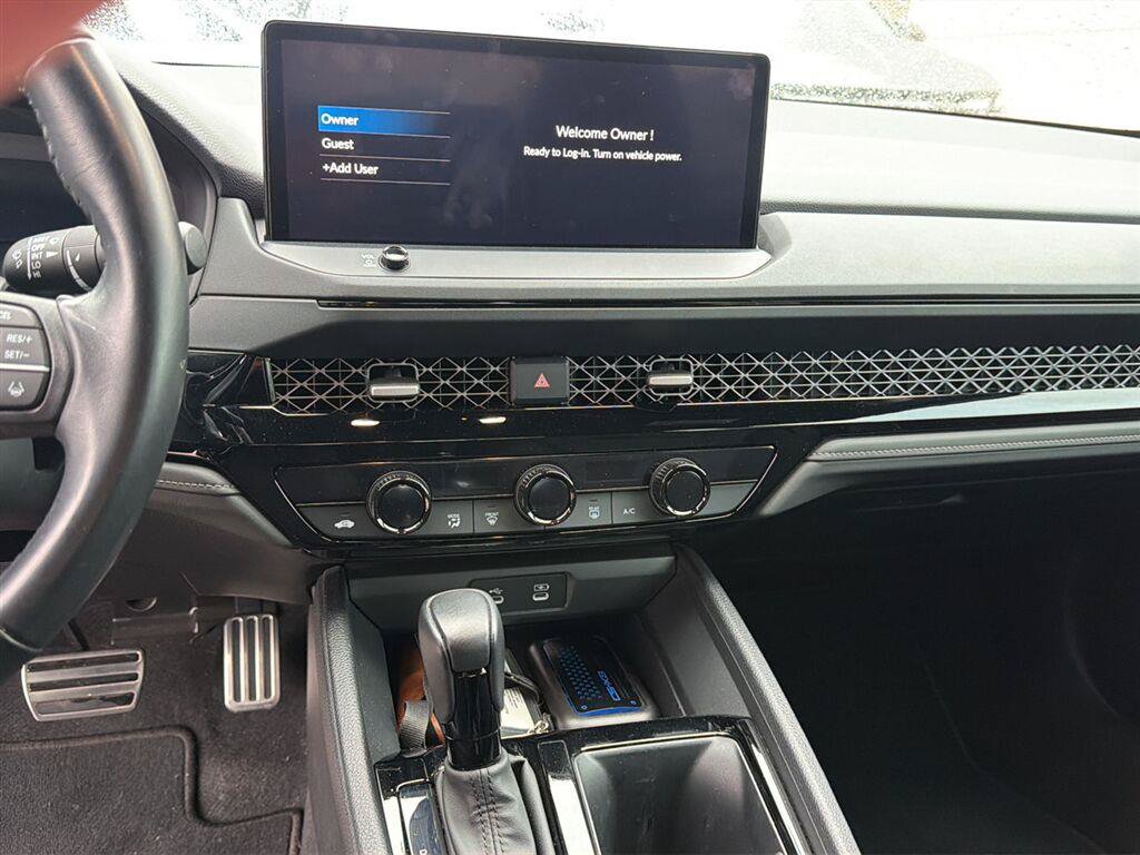 Used 2024 Honda Accord Sport image 18