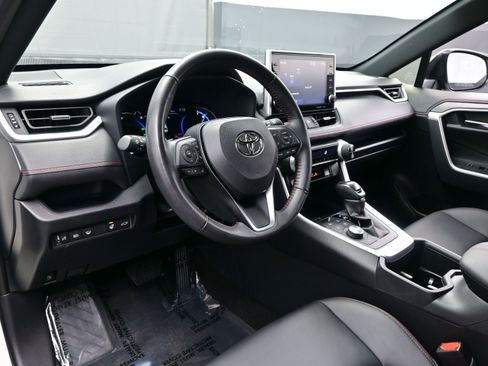 Used 2022 Toyota RAV4 XSE image 12