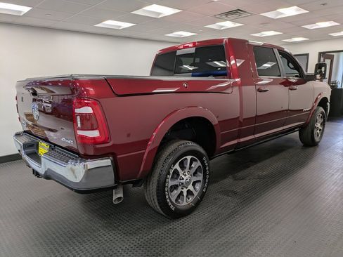 Used 2024 RAM 2500 Limited w/ Safety Group image 4