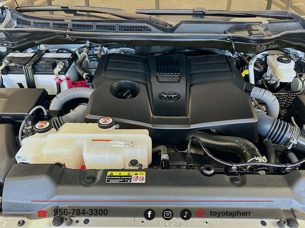 Used 2023 Toyota Tundra Limited w/ Power Package AWD/4WD image 27