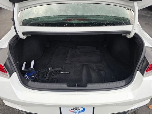 Certified 2021 Hyundai Elantra Limited w/ Cargo Package image 12