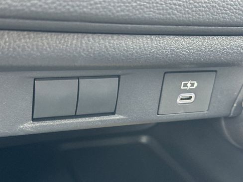 Used 2026 Toyota Grand Highlander XLE image 31