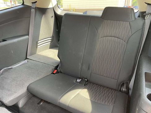 Used 2015 Chevrolet Traverse LT AWD/4WD image 13