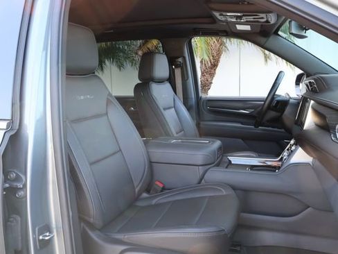 Certified 2022 GMC Yukon XL Denali image 22