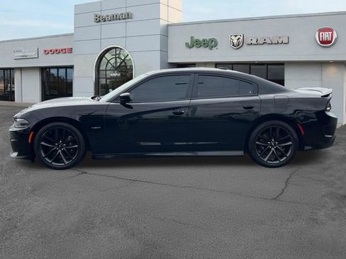 Used 2019 Dodge Charger R/T w/ Plus Group RWD image 4