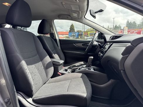 Used 2019 Nissan Rogue Sport S FWD image 11