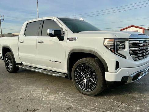 Used 2022 GMC Sierra 1500 Denali image 6