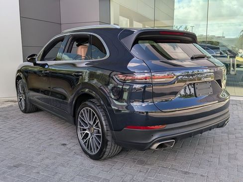 Used 2023 Porsche Cayenne Platinum Edition AWD/4WD image 8