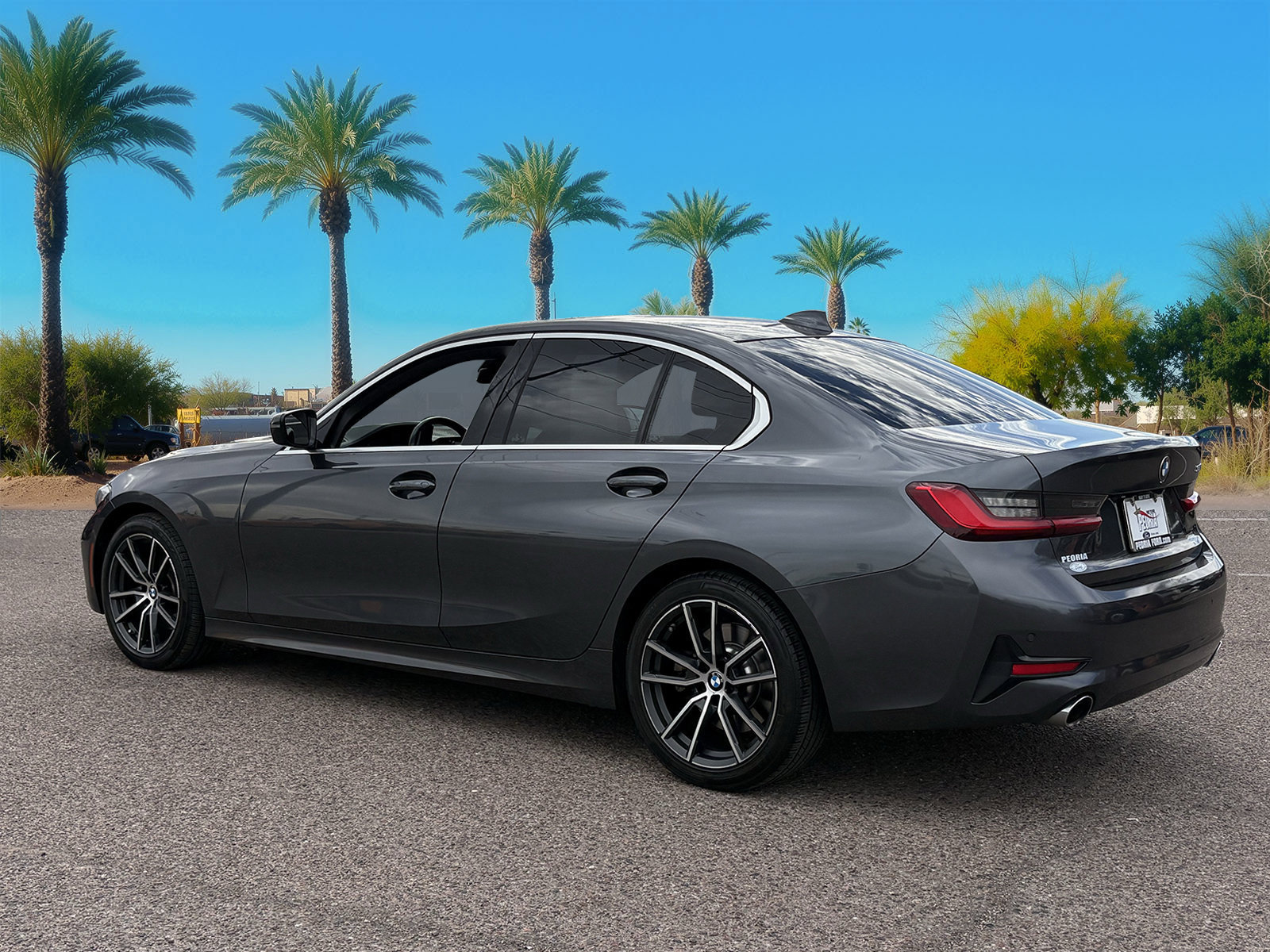 Used 2019 BMW 330i Sedan w/ Driving Assistance Package RWD image 3