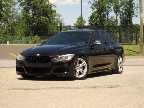 Used 2013 BMW 335i xDrive Sedan AWD/4WD image 3