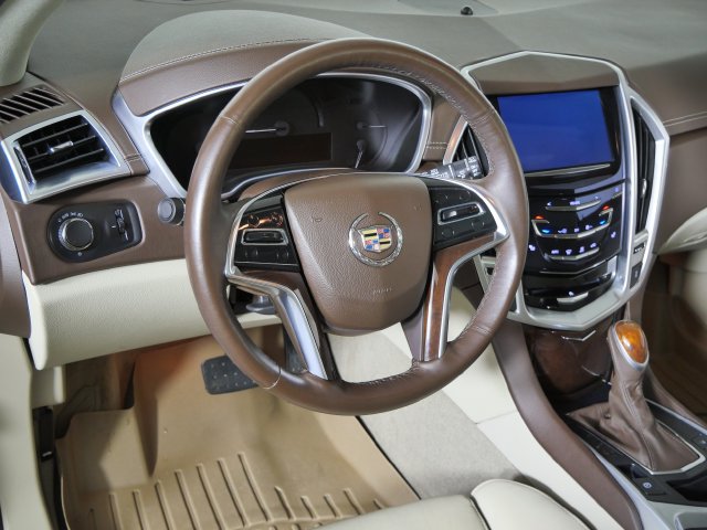 Used 2016 Cadillac SRX Luxury w/ Driver Awareness Package AWD/4WD image 21