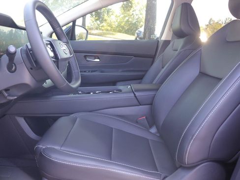Used 2025 Nissan Murano SV AWD/4WD image 11