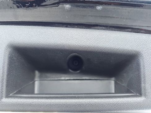 Used 2024 Chevrolet Equinox LS w/ LS Convenience Package image 15