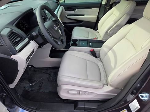 New 2026 Honda Odyssey EX-L image 7
