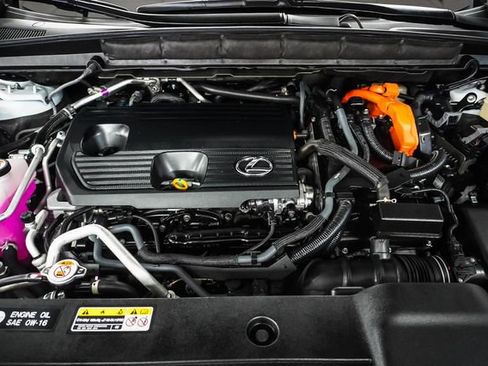 Certified 2025 Lexus RX 450h AWD w/ Convenience Package image 27