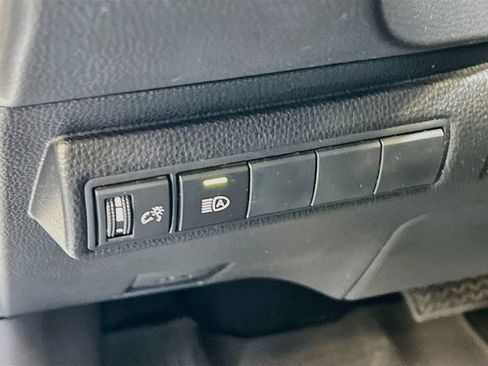 Used 2026 Toyota Corolla LE FWD image 10