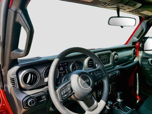 Used 2023 Jeep Gladiator Sport AWD/4WD image 11