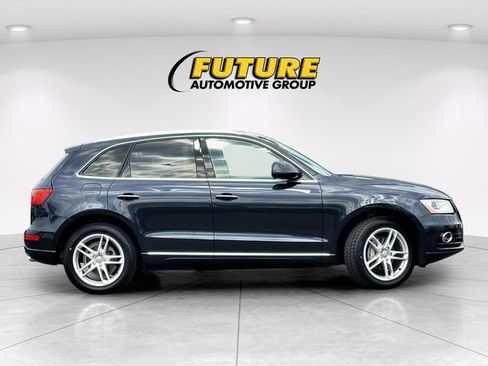 Used 2016 Audi Q5 2.0T Premium Plus w/ Technology Package AWD/4WD image 3