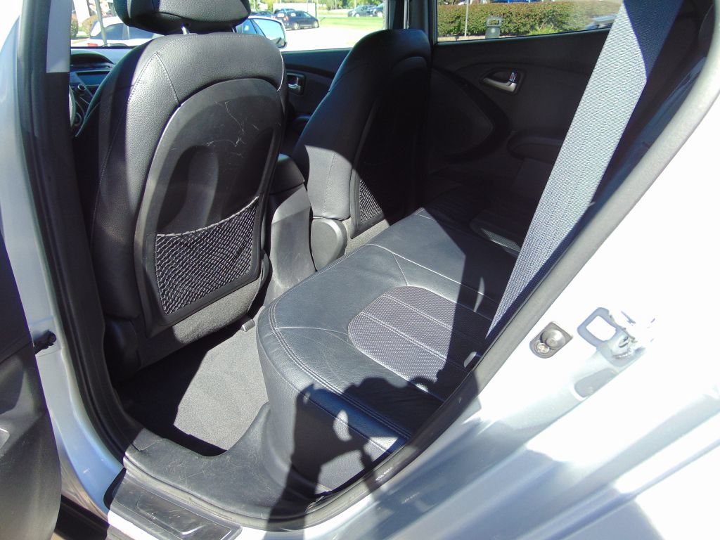 Used 2013 Hyundai Tucson Limited AWD/4WD image 3