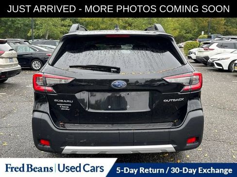 Used 2023 Subaru Outback Limited AWD/4WD image 7