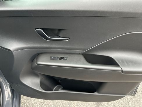 Used 2024 Hyundai Kona SEL FWD image 21