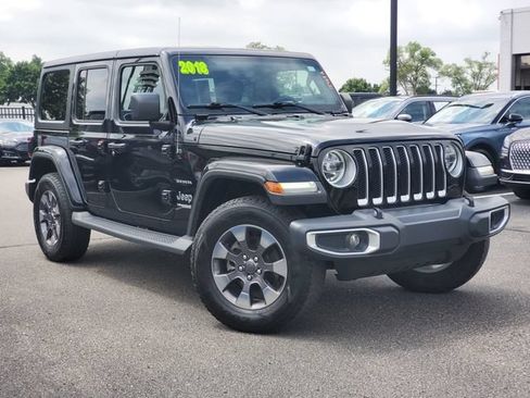 Used 2018 Jeep Wrangler Unlimited Sahara AWD/4WD image 33