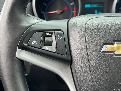 Used 2014 Chevrolet Cruze LT FWD image 20