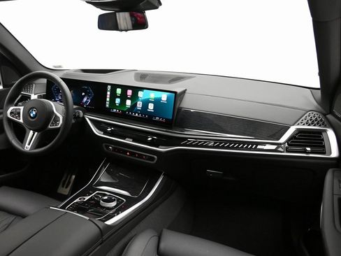 Used 2026 BMW X5 M60i image 26