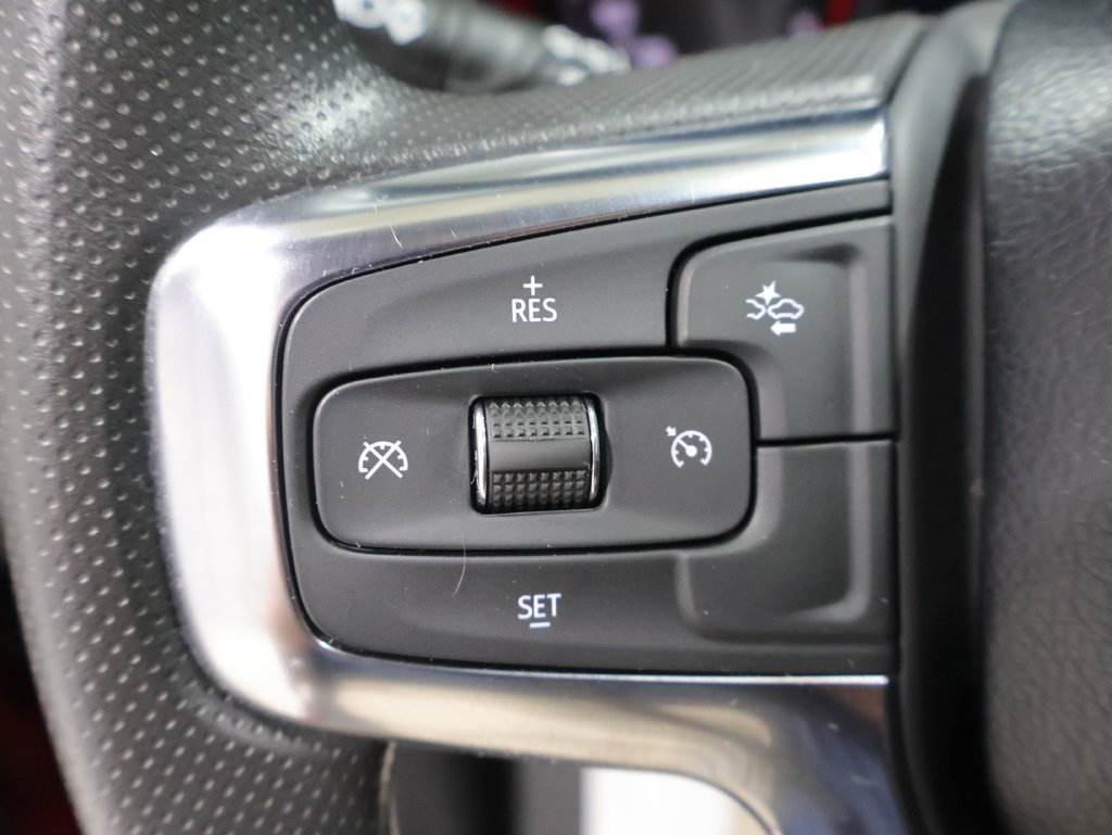 Used 2025 Chevrolet Blazer LT AWD/4WD image 31