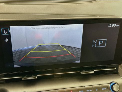Used 2025 Hyundai Kona SEL AWD/4WD image 22