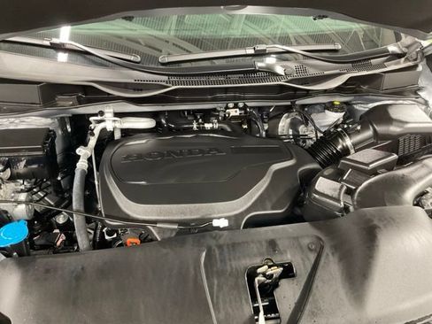 Certified 2026 Honda Odyssey Elite image 12