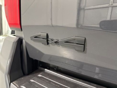 New 2025 Toyota Tacoma TRD Off-Road image 7