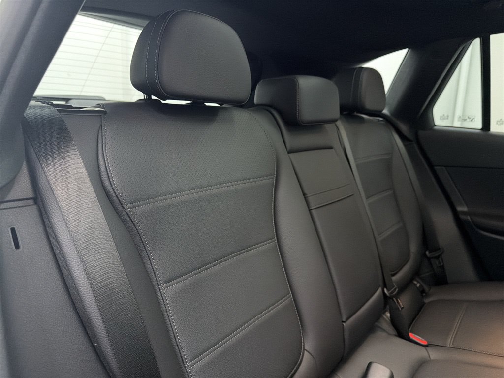 Certified 2026 Mercedes-Benz GLC 300 4MATIC image 26
