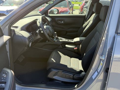 New 2026 Honda HR-V Sport image 12